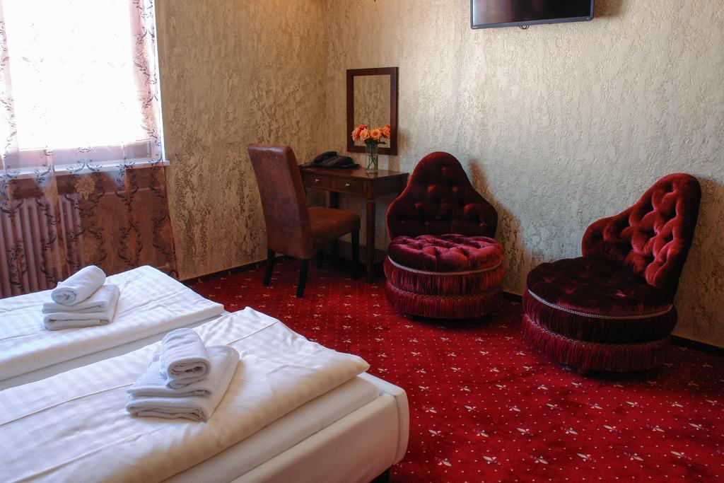 Hotel Krone Friesenheim  Quarto foto